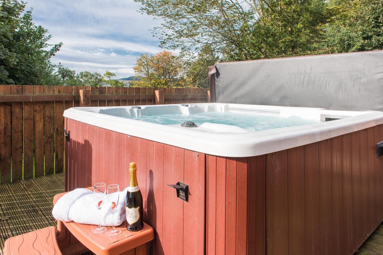 The Granary With Hot Tub Villa Forgandenny Buitenkant foto